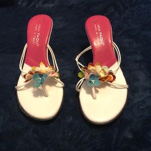 MILA PAOLI ITALY LEATHER WHITE/PINK FLOWERS SLIP ON HEEL SANDALS SIZE 9 USED